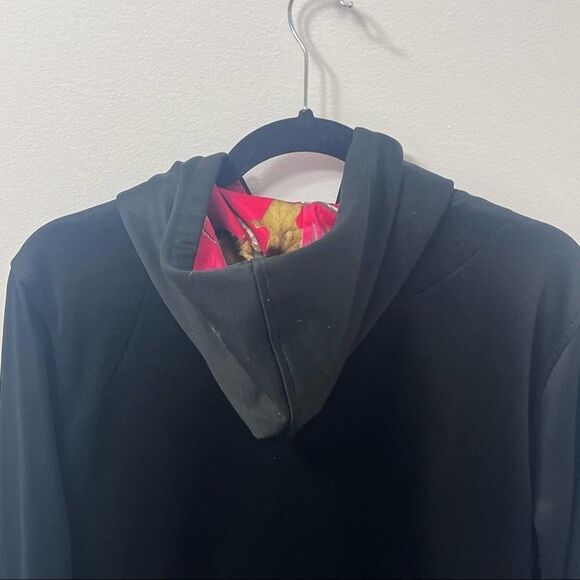 Realtree Black and Pink Camo Hoodie, Size Small - Picture 7 of 9